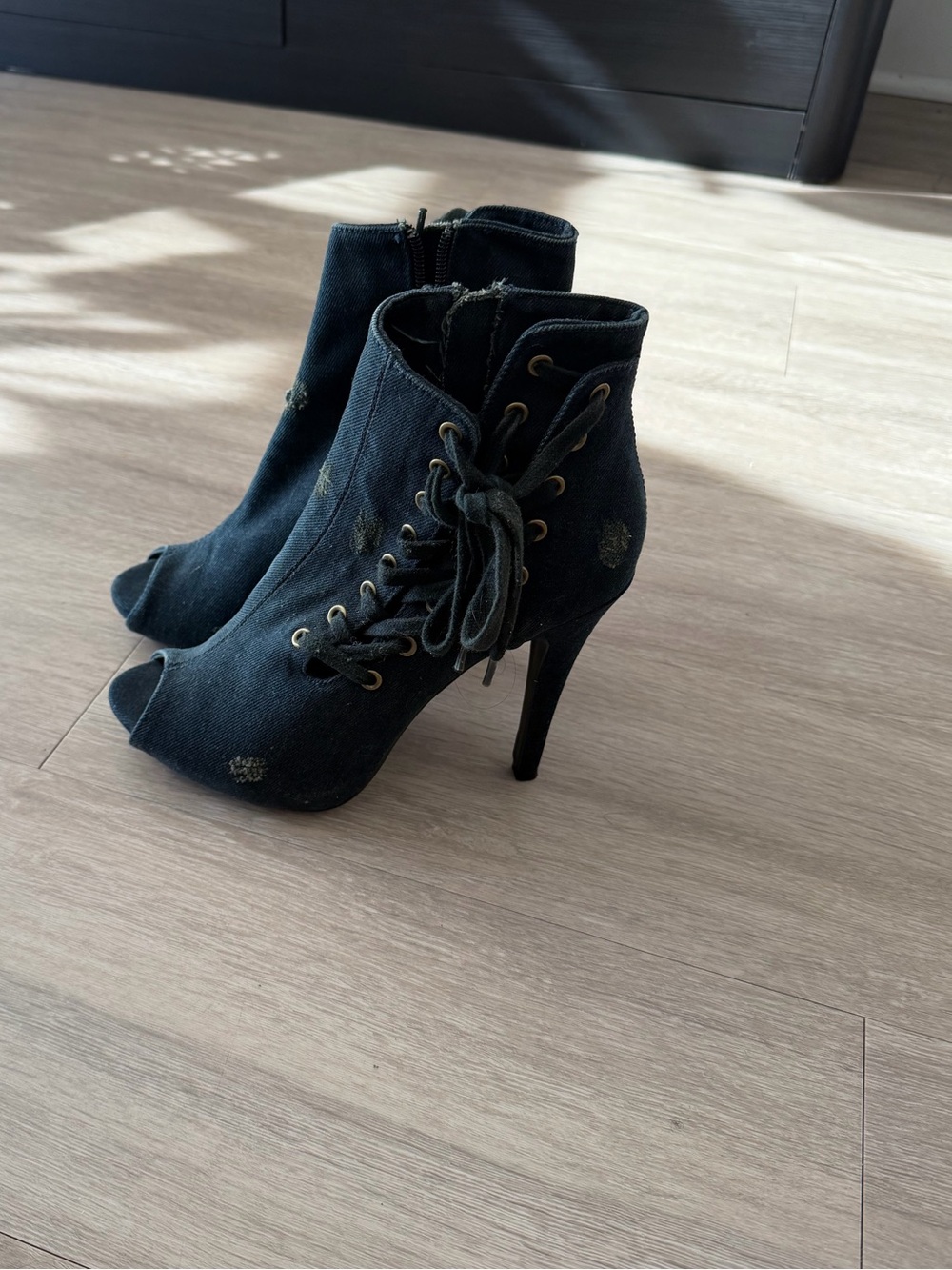 *NEW* Ash Lace-Up Peep-Toe Women's Ankle Boots